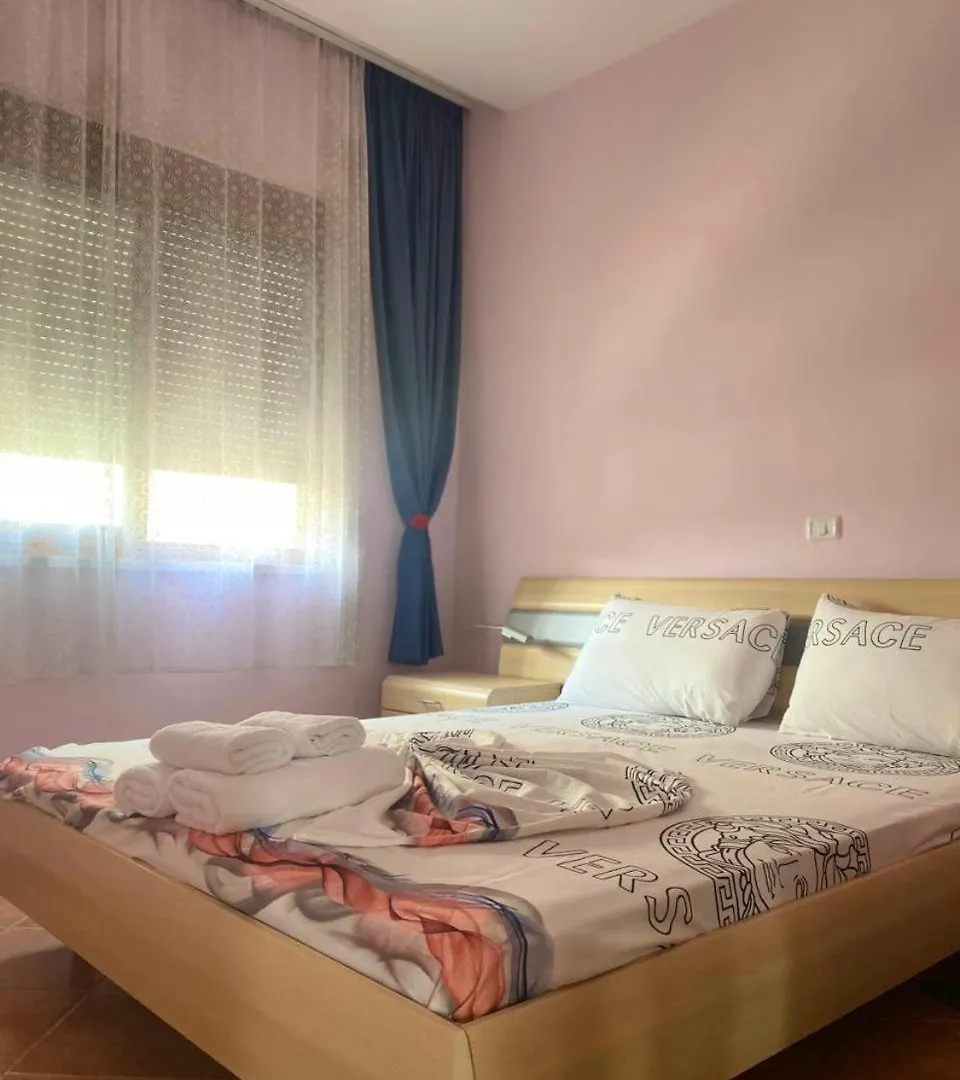 Apartament Shtepi Pushimi Leo Golem